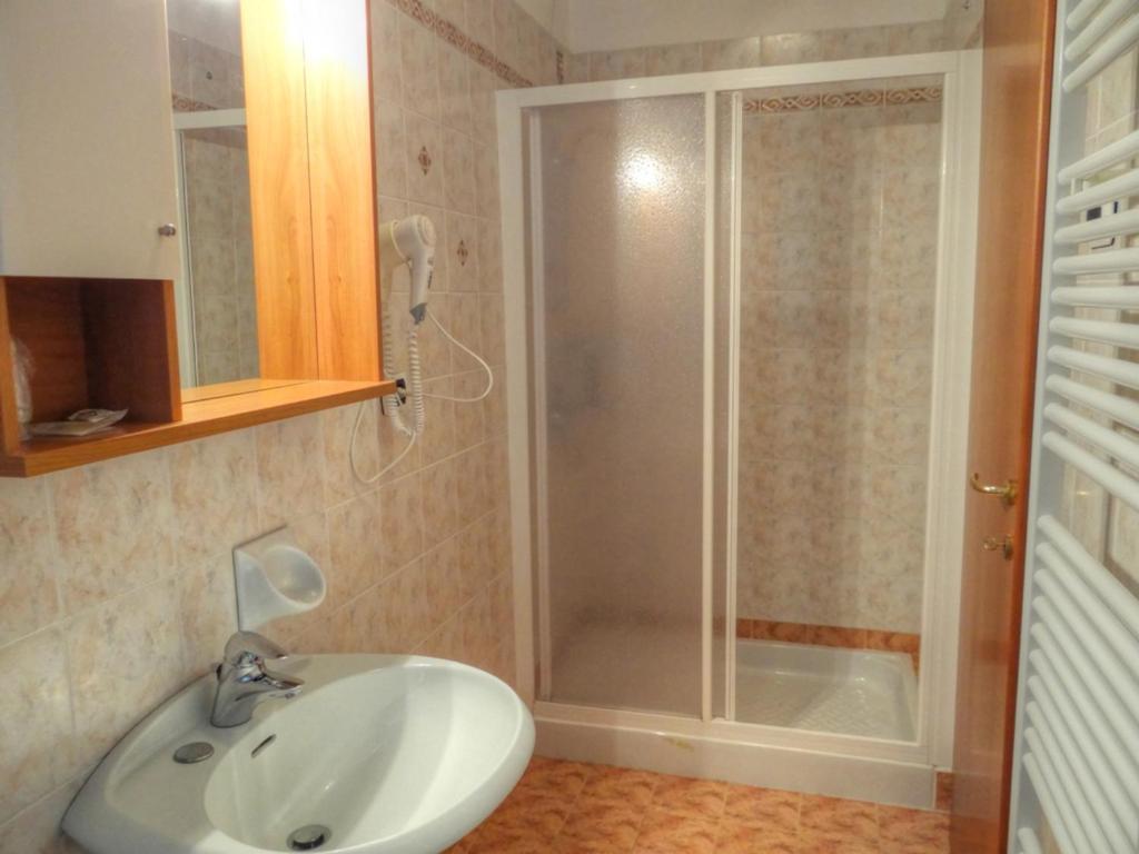 Residence Castelli Brenzone sul Garda Exterior photo