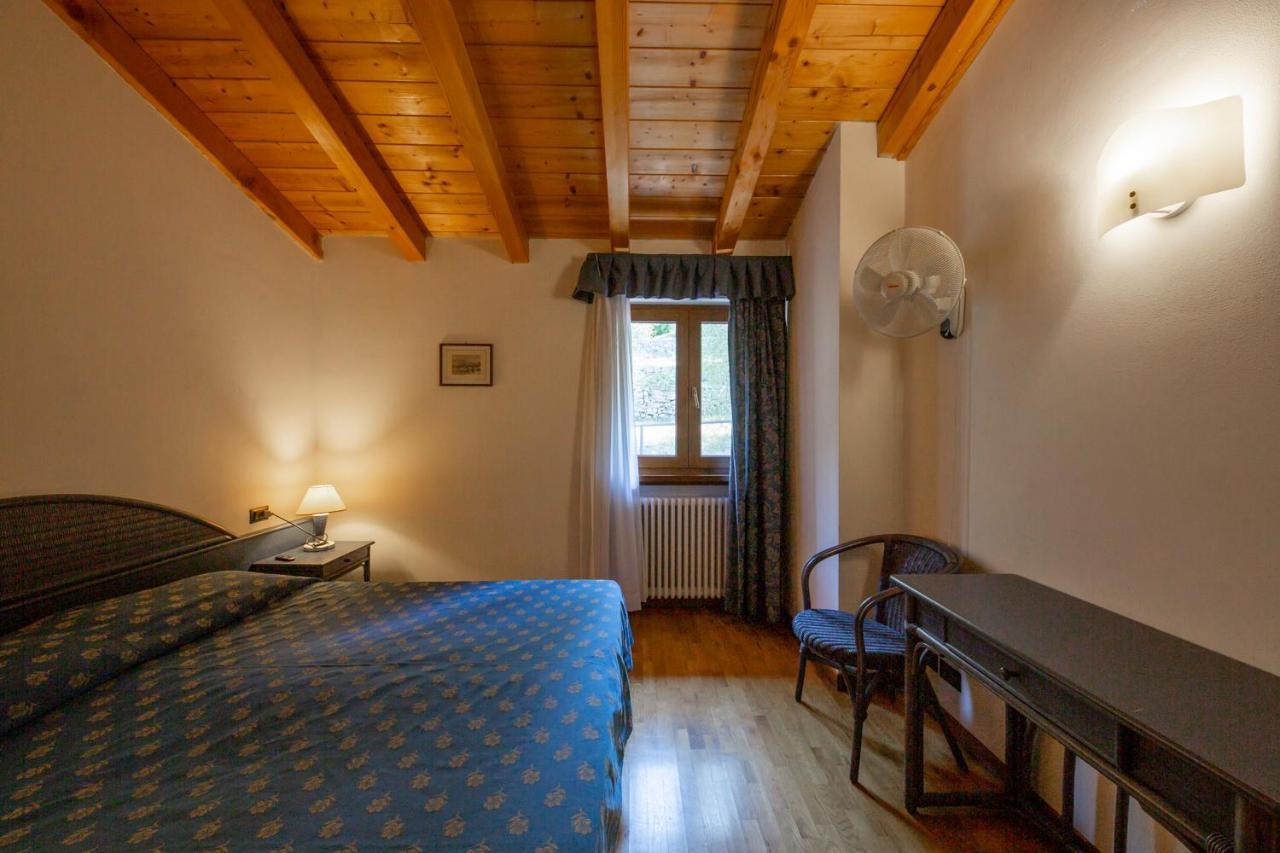 Residence Castelli Brenzone sul Garda Exterior photo