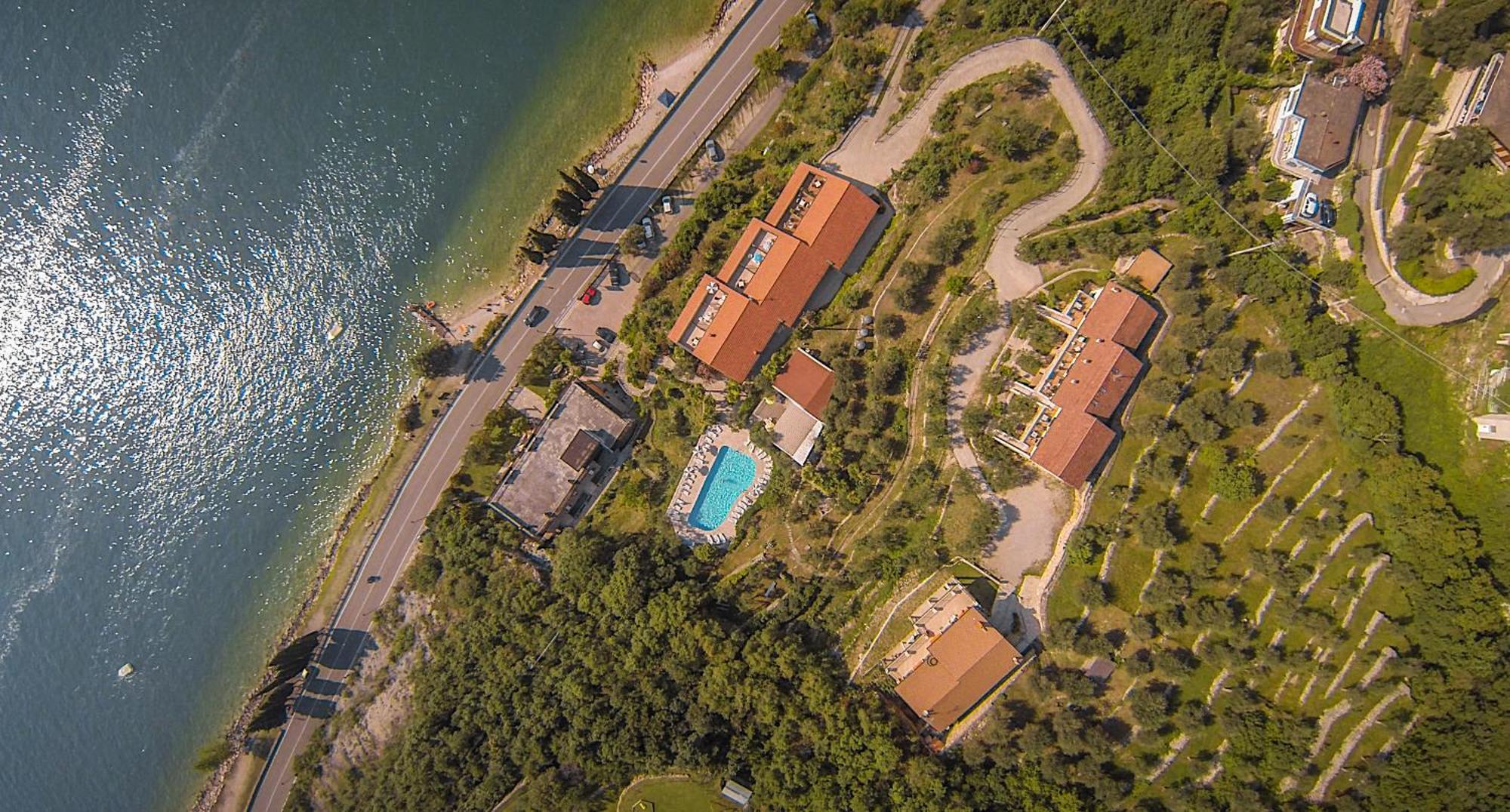 Residence Castelli Brenzone sul Garda Exterior photo