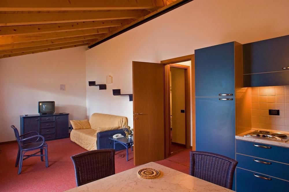 Residence Castelli Brenzone sul Garda Exterior photo