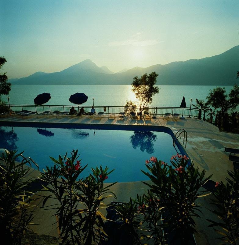 Residence Castelli Brenzone sul Garda Exterior photo